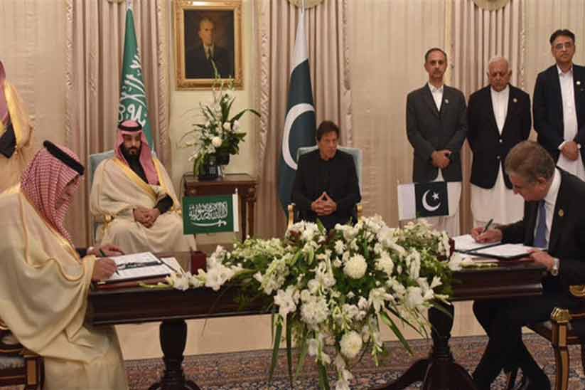 Saudi Arabia Signs Record $20 Billion in Deals with Pakistan 