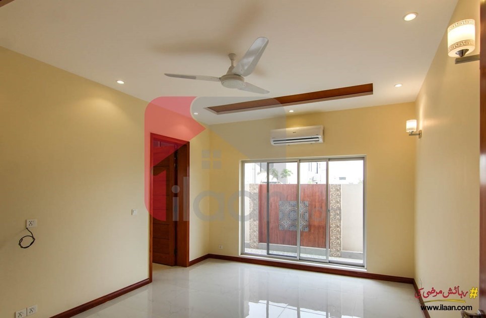 1 kanal house for sale in Block J, Phase 6, DHA, Lahore