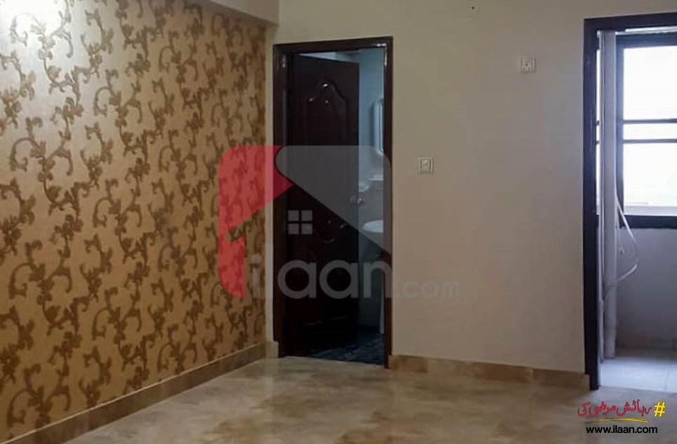 1000 ( sq.ft ) apartment for sale ( first floor ) in Phase 6, DHA, Karachi