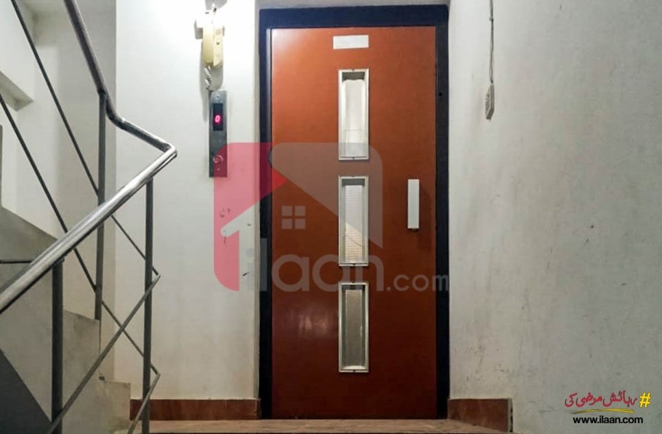 900 ( sq.ft ) apartment for sale in Shahbaz Commercial Area, Phase 6, DHA, Karachi