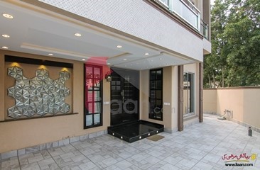 10 marla house for sale in Awais Qarni Block, Bahria Town, Lahore