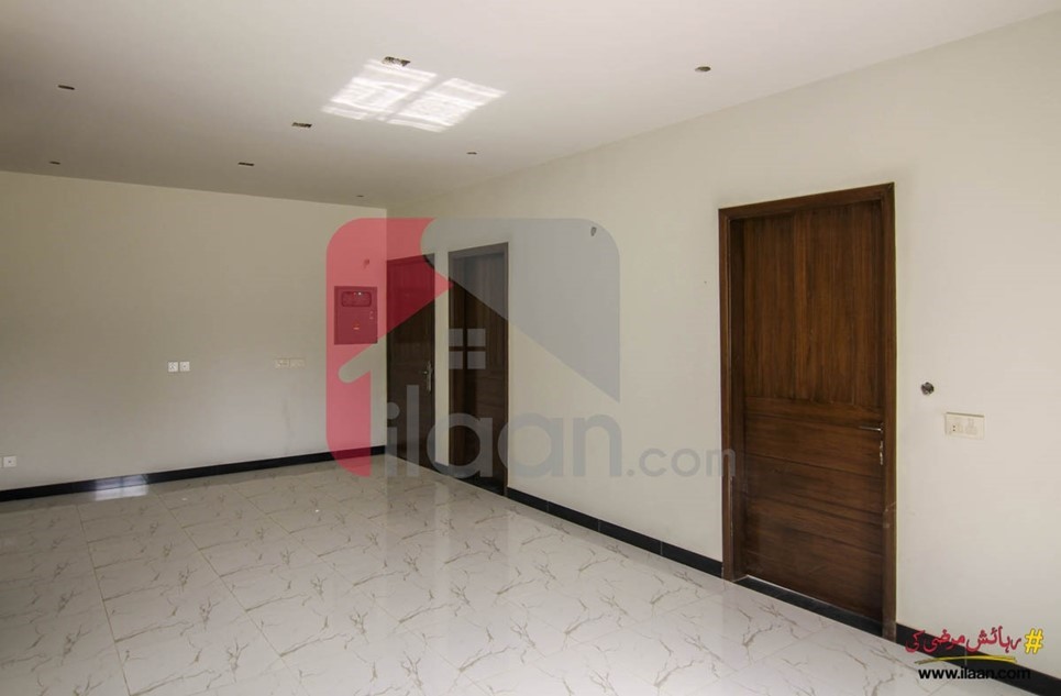 3000 ( sq.ft ) apartment for sale ( second floor ) on Amir Khusro Road, Karachi