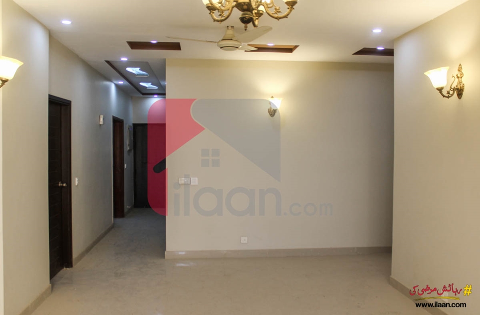1650 ( sq.ft ) apartment for sale ( seventh floor ) in Harmain Royal Residency Apartments, Block 1, Gulshan-e-iqbal, Karachi
