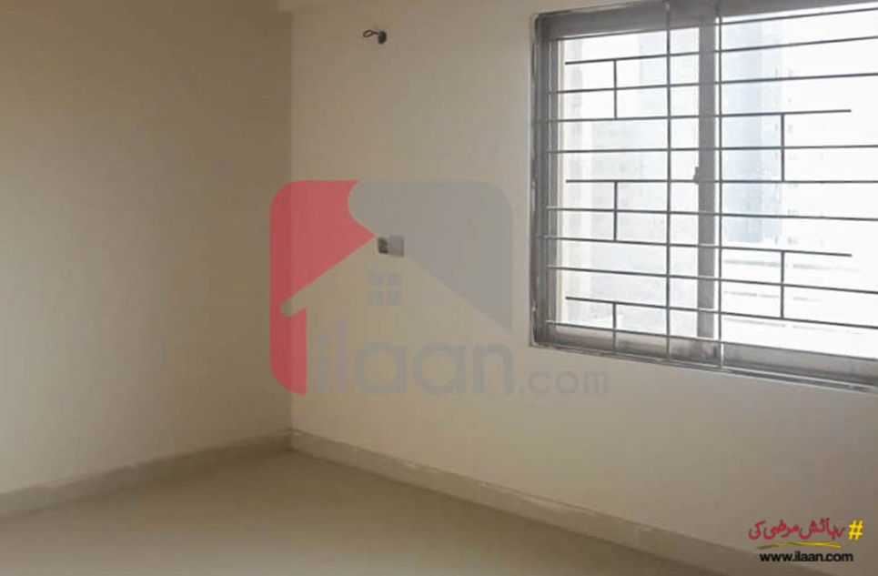 2000 ( sq.ft ) apartment for sale ( ground floor ) on Khalid Bin waleed Road, Block 2, PECHS, Karachi