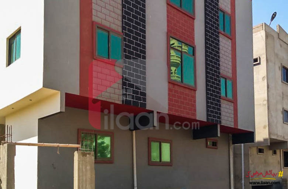 200 ( square yard ) house for sale ( first floor ) in Scheme 33, Karachi