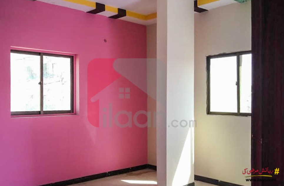200 ( square yard ) house for sale ( first floor ) in Scheme 33, Karachi