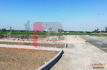 5 marla commercial plot for sale in Dream Housing Society, Lahore