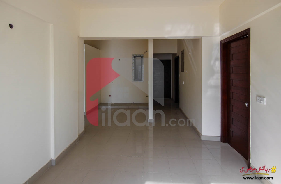 1500 ( sq.ft ) apartment for sale ( first floor ) in Bukhari Commercial Area, Phase 6, DHA, Karachi