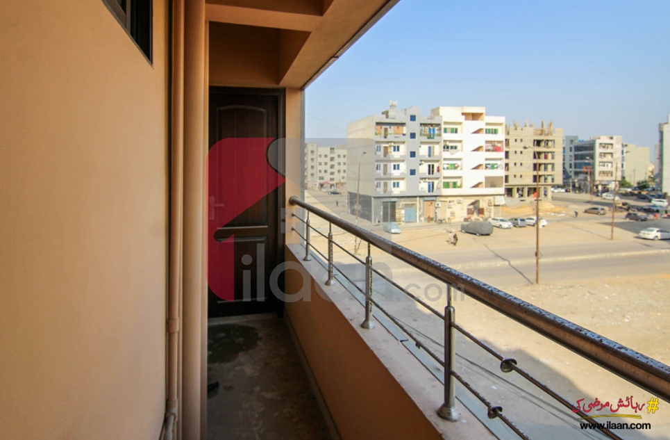 2000 ( sq.ft ) apartment for sale ( second floor ) in Bukhari Commercial Area, Phase 6, DHA, Karachi