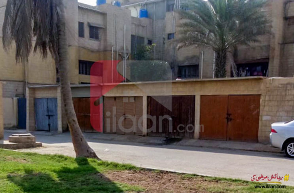 2300 ( sq.ft ) apartment for sale ( first floor ) in Phase 5, DHA, Karachi