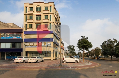 601 ( sq.ft ) apartment for sale ( fifth floor ) in A Side, Sector C, Bahria Town, Lahore