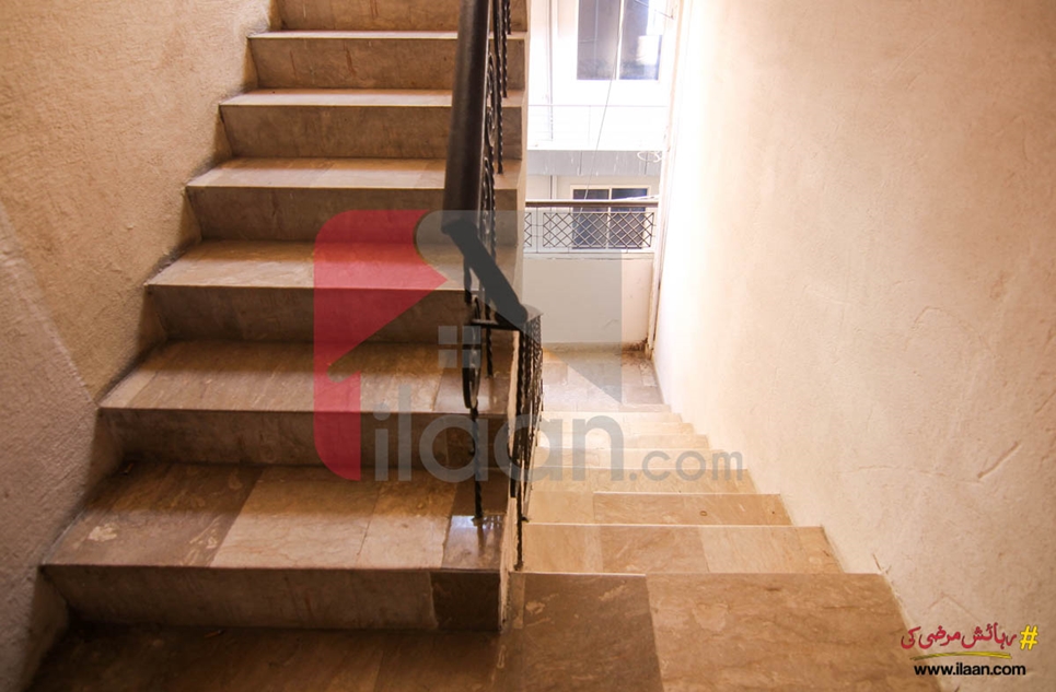 900 ( sq.ft ) apartment for sale ( second floor ) in Badar Commercial Area, Phase 5, DHA, Karachi