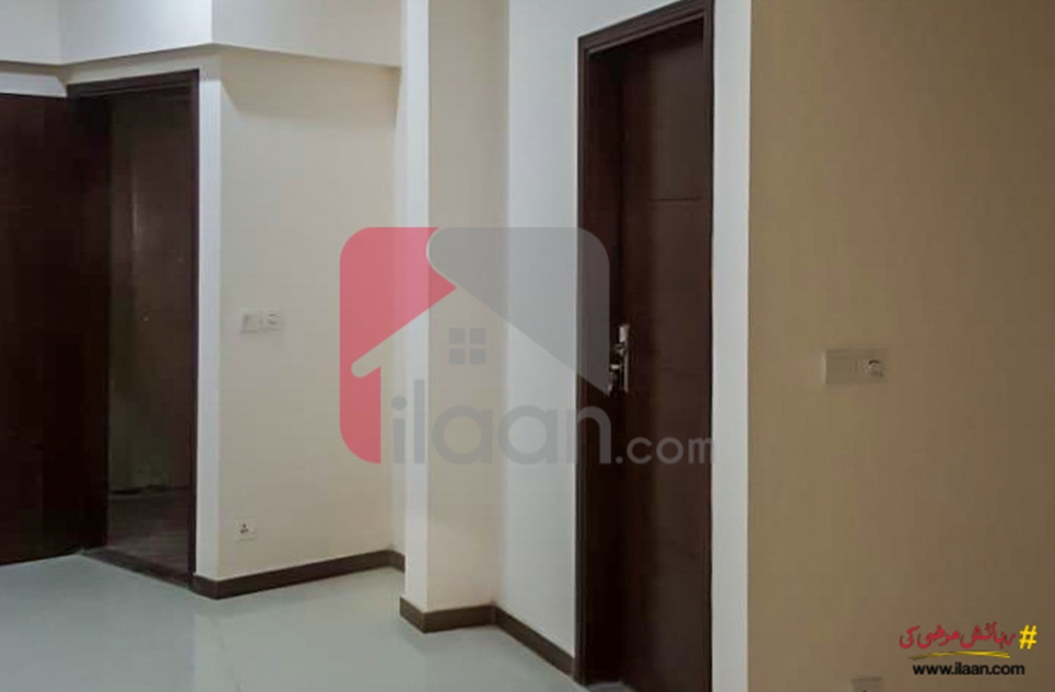 1400 ( sq.ft ) apartment for sale ( second floor ) in Phase 6, DHA, Karachi