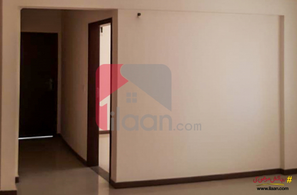 1400 ( sq.ft ) apartment for sale ( second floor ) in Phase 6, DHA, Karachi