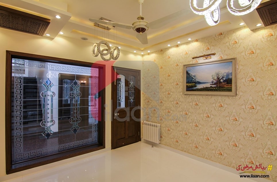 1 kanal house for sale in Block A, Phase 5, DHA, Lahore