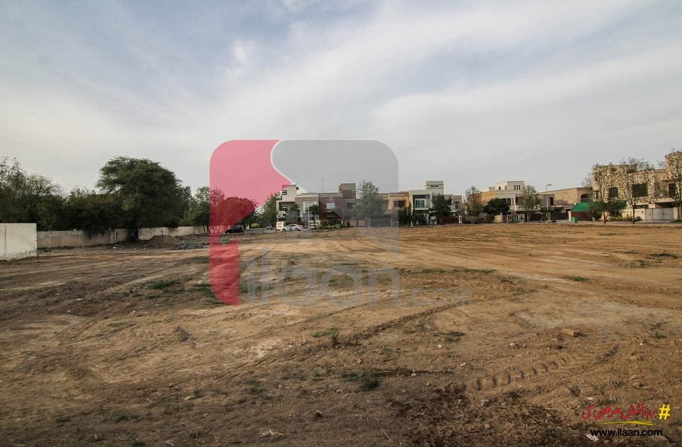 10 marla plot for sale in Shaheen Block, Bahria Town, Lahore