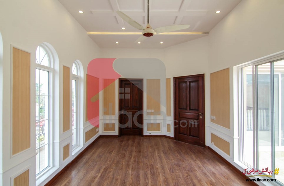 1 kanal house for sale in Block BB, Phase 4, DHA, Lahore