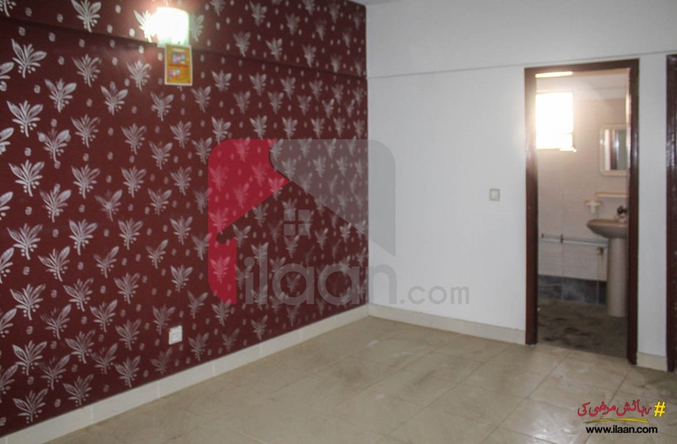 1740 ( sq.ft ) apartment for sale ( fourth floor ) in Badar Commercial Area, Phase 5, DHA, Karachi