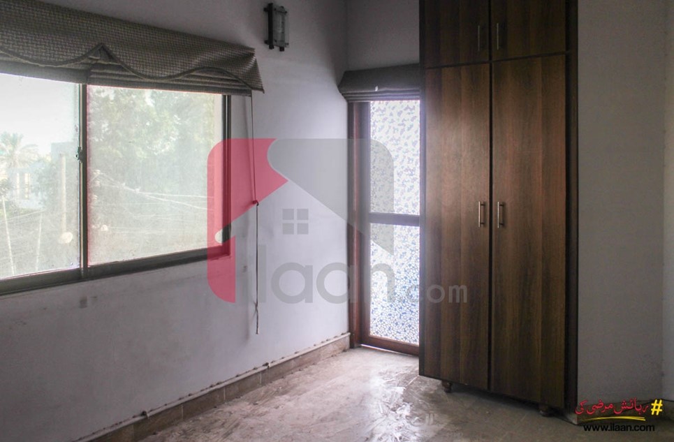 1200 ( sq.ft ) apartment for sale ( first floor ) in Badar Commercial Area, Phase 5, DHA, Karachi