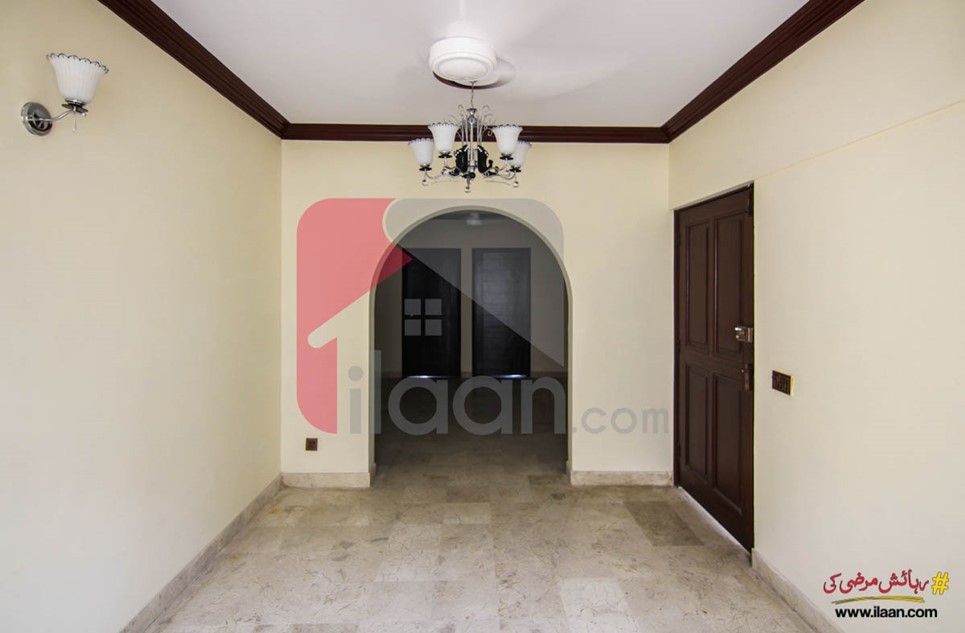 900 ( sq.ft ) apartment for sale in Badar Commercial Area, Phase 5, DHA, Karachi