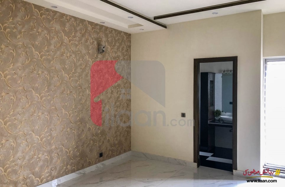 12 marla house for sale in Block F2, Johar Town, Lahore