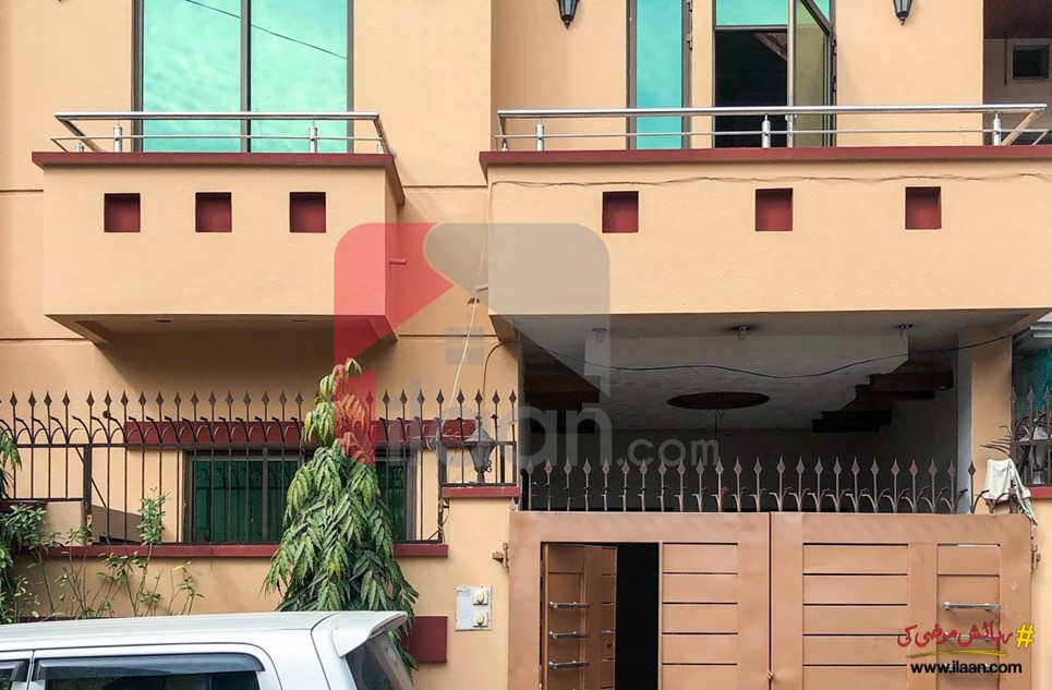 5 marla house for sale in Block R1, Johar Town, Lahore