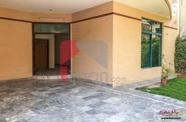 18 marla house for sale in Block B2, Johar Town, Lahore