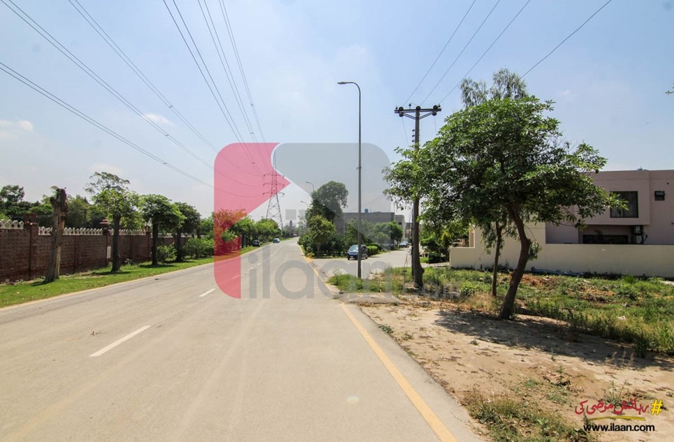 10 marla plot for sale in Pine Villas near Multan Road, Lahore