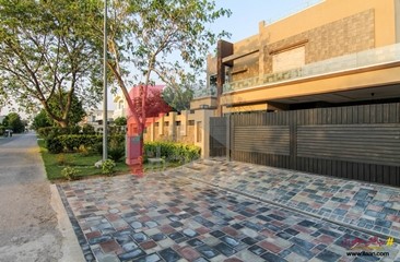 1 kanal house for sale in Block H, Phase 6, DHA, Lahore