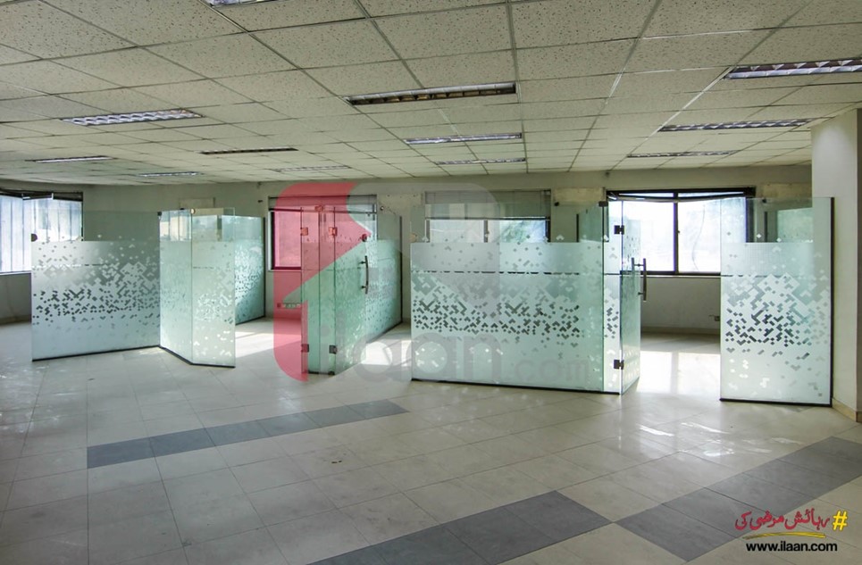 12 marla building for sale on Mall Road, Lahore