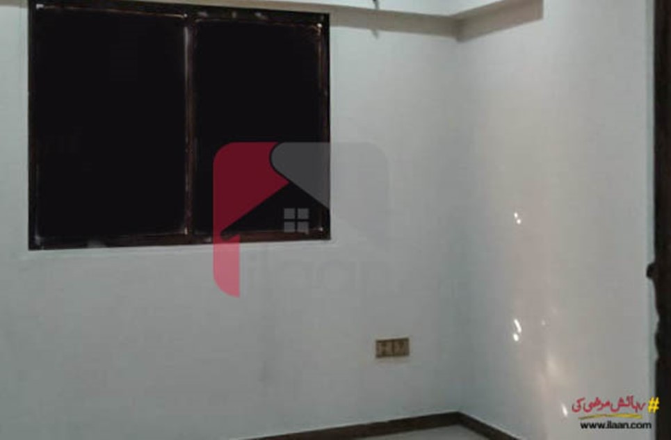 1150 ( sq.ft ) apartment for sale ( second floor ) in Bukhari Commercial Area, Phase 6, DHA, Karachi