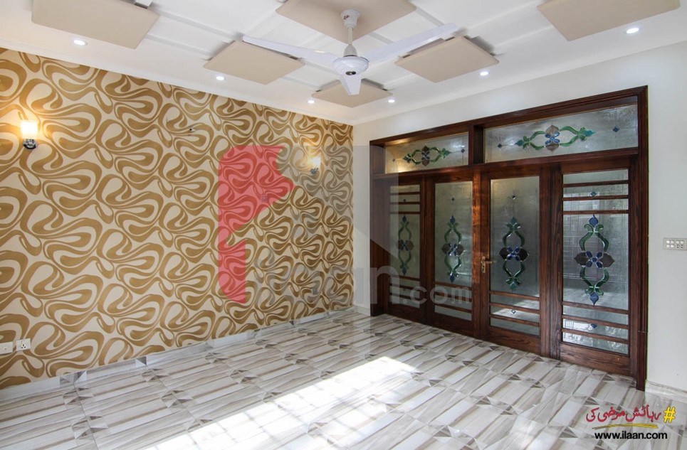 10 marla house for sale in Rafi Block, Bahria Town, Lahore