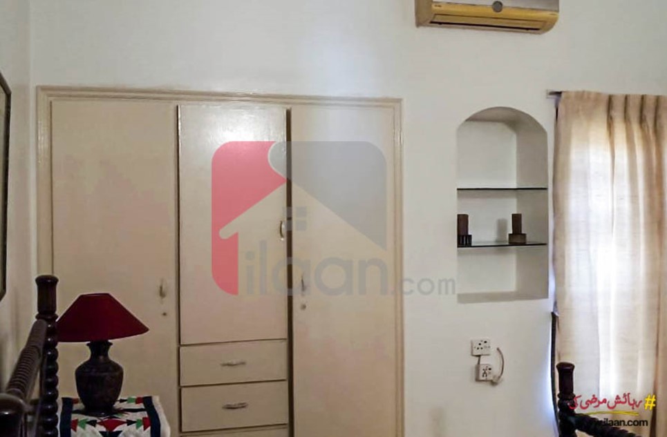 1000 ( square yard ) house for sale in Phase 6, DHA, Karachi