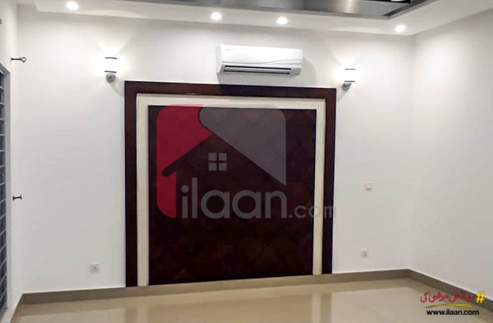 1 kanal house for sale in Block N, Phase 6, DHA, Lahore ( furnished )