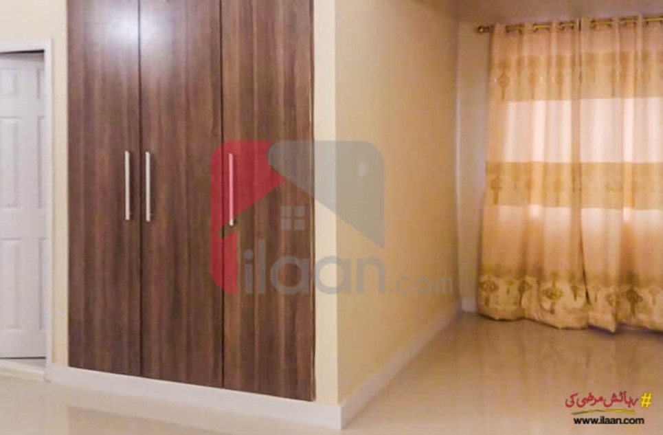 2200 ( sq.ft ) apartment for sale ( second floor ) in Phase 5, DHA, Karachi