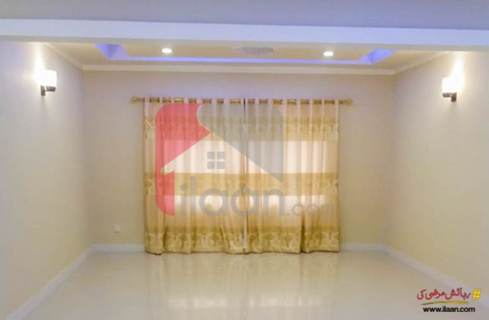 2200 ( sq.ft ) apartment for sale ( second floor ) in Phase 5, DHA, Karachi