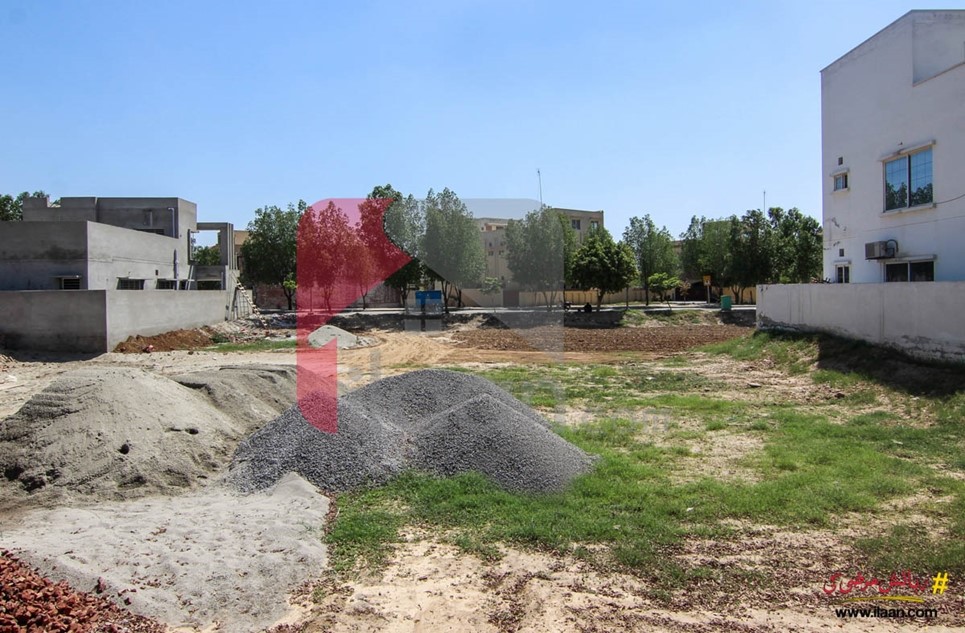 1 kanal plot ( Plot no 222 ) for sale in Overseas B, Bahria Town, Lahore