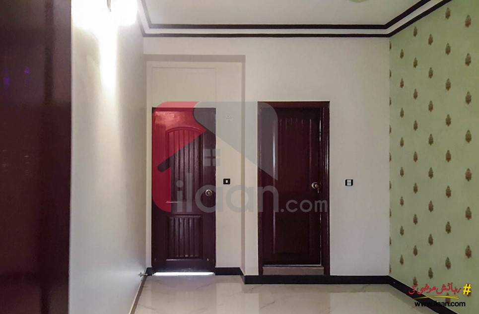 950 ( sq.ft ) apartment for sale ( first floor ) in Khayaban-e-Seher, Small Shahbaz, Phase 6, DHA, Karachi