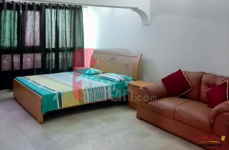 1800 ( sq.ft ) apartment for sale ( second floor ) in Sea View Apartments, Phase 5, DHA, Karachi