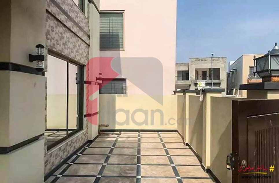 11 marla house for sale in Divine Gardens, Lahore