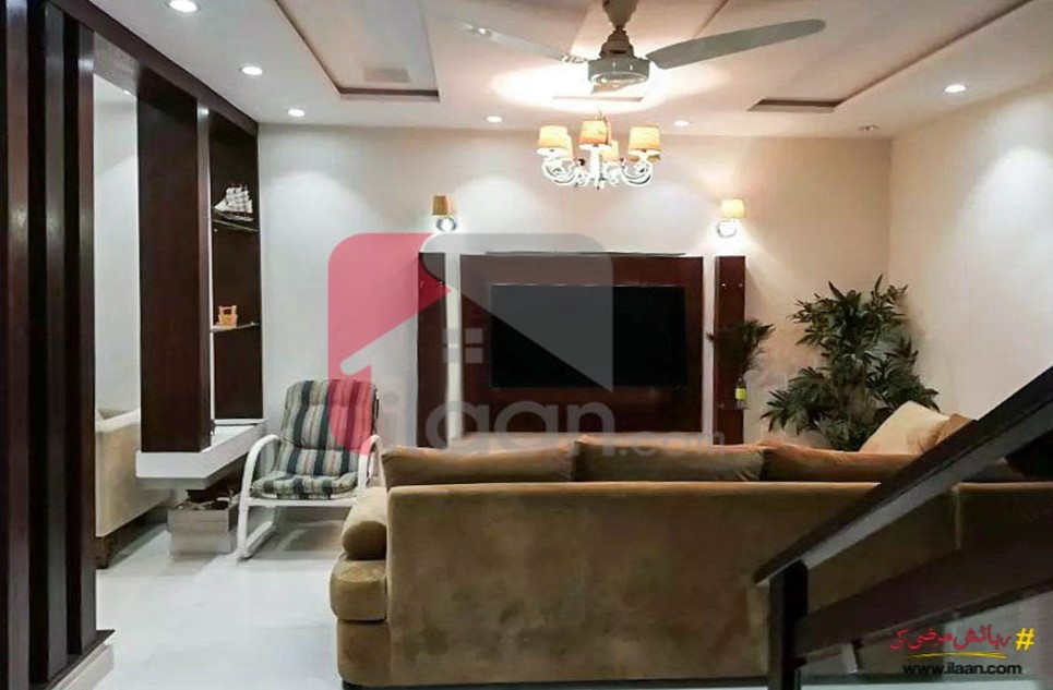 5 marla house for sale in Block D, Phase 6, DHA, Lahore ( furnished )