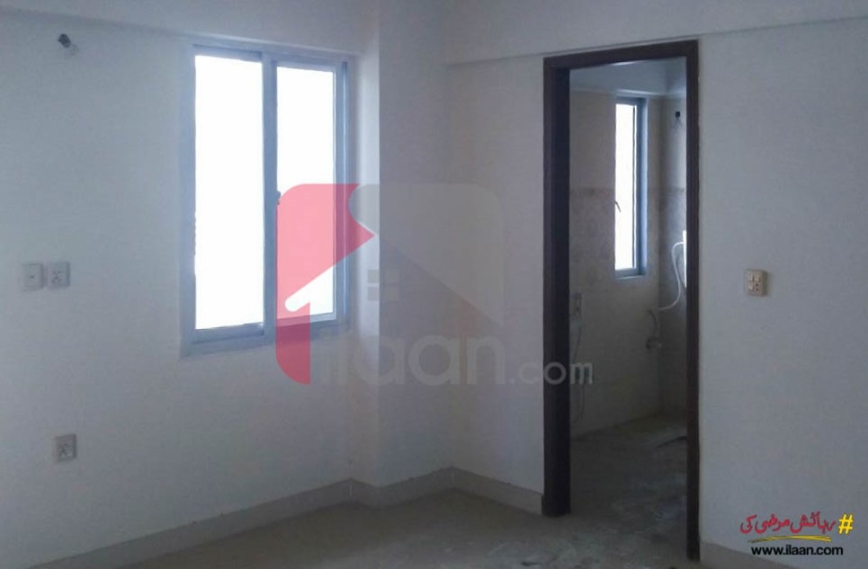 1700 ( sq.ft ) apartment for sale ( second floor ) in Sehar Commercial Area, Phase 7, DHA, Karachi