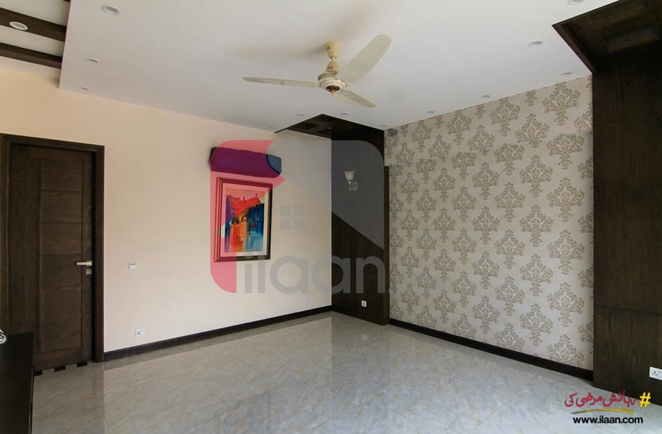 1 kanal house for sale in Block P, Phase 8 - Air Avenue, DHA, Lahore