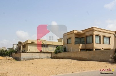 1000 ( square yard ) plot for sale in Phase 5, DHA, Karachi