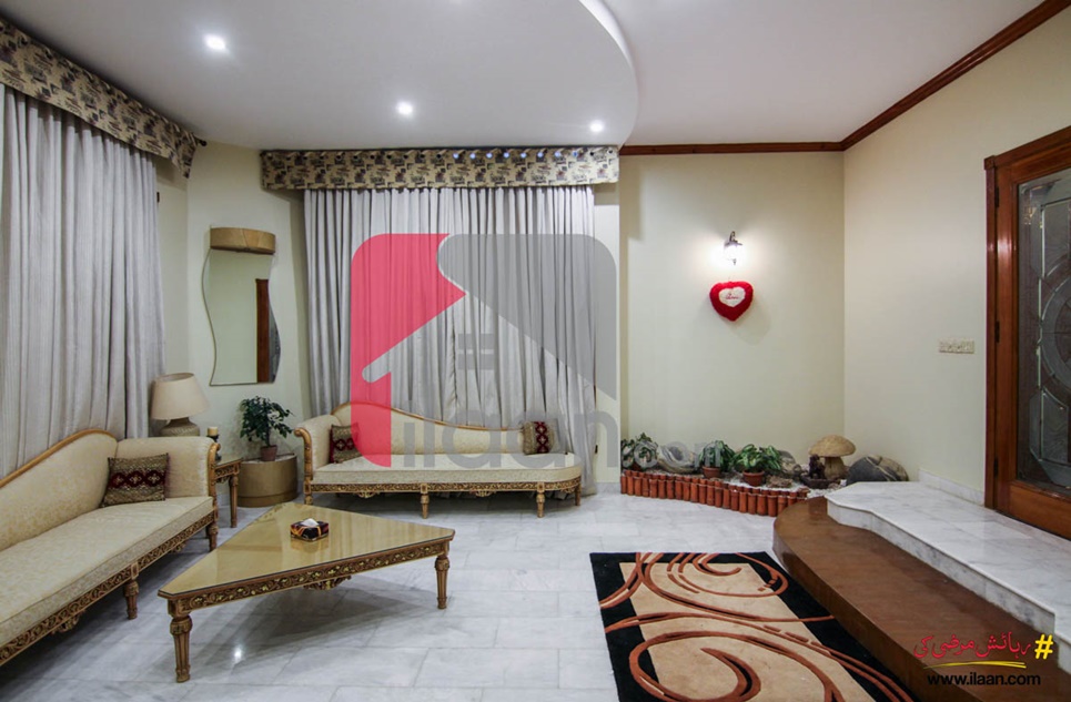 666 ( square yard ) house for sale in Khayaban-e-Muhafiz, Phase 6, DHA, Karachi