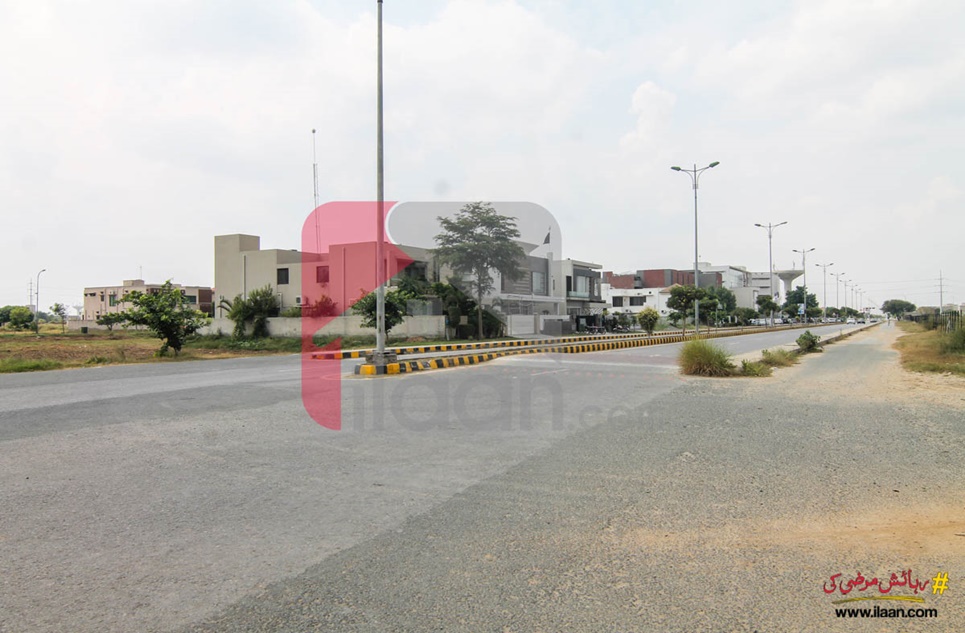 1 kanal plot for sale in Block F, Phase 6, DHA, Lahore