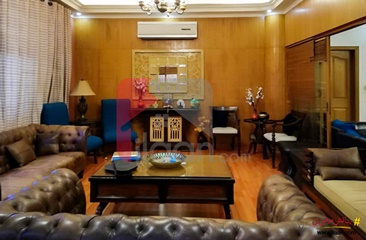 600 ( square yard ) house for sale in Phase 7, DHA, Karachi