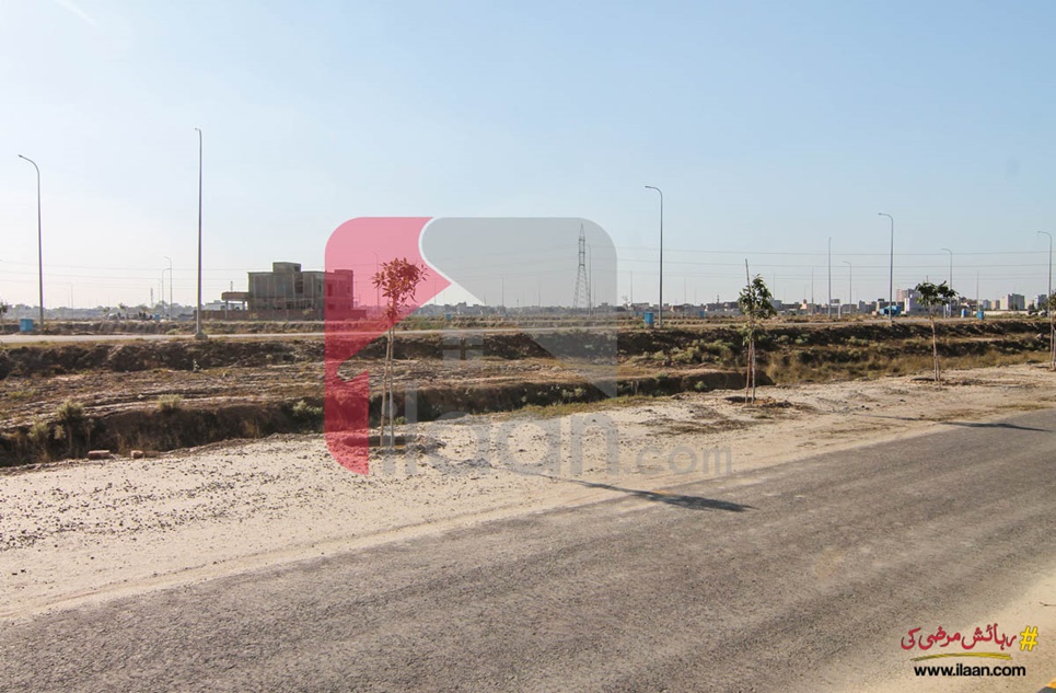 2 kanal 2 marla plot for sale in Phase 8, DHA, Lahore