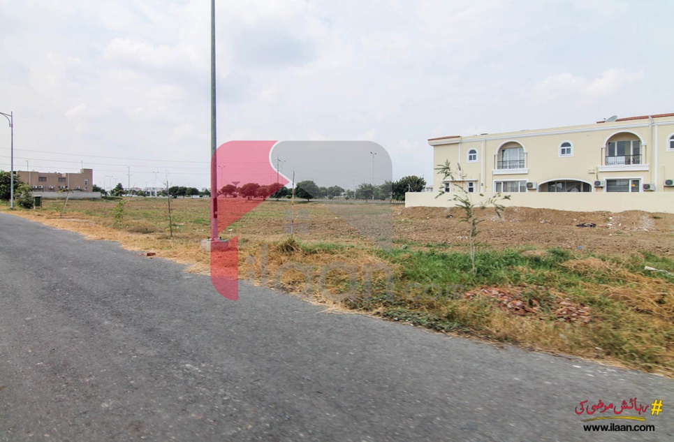 1 Kanal Pair Plots (Plot no 692+693) for Sale in Block K, Phase 6, DHA Lahore