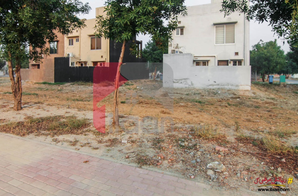 1 kanal plot ( Plot no 81 ) for sale in Jinnah Block, Bahria Town, Lahore